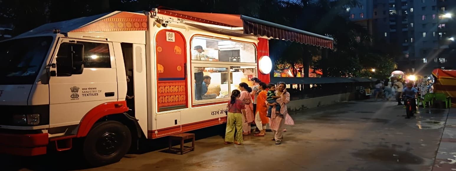Tantrika mobile van sales in a RWA of Noida - September 2025